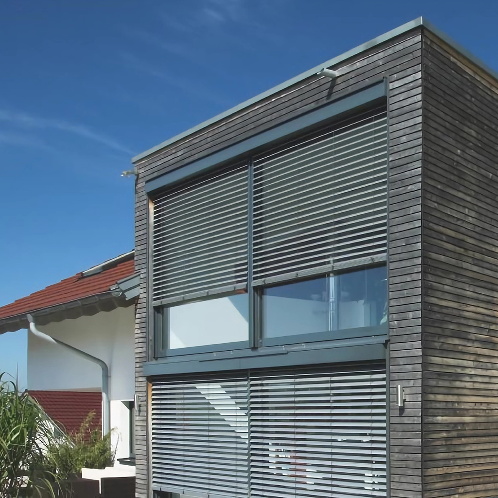 Modern Outdoor Waterproof Wide Aluminum Venetian Blinds for Skylights Electric Format Built-in Installation Durable Stylish